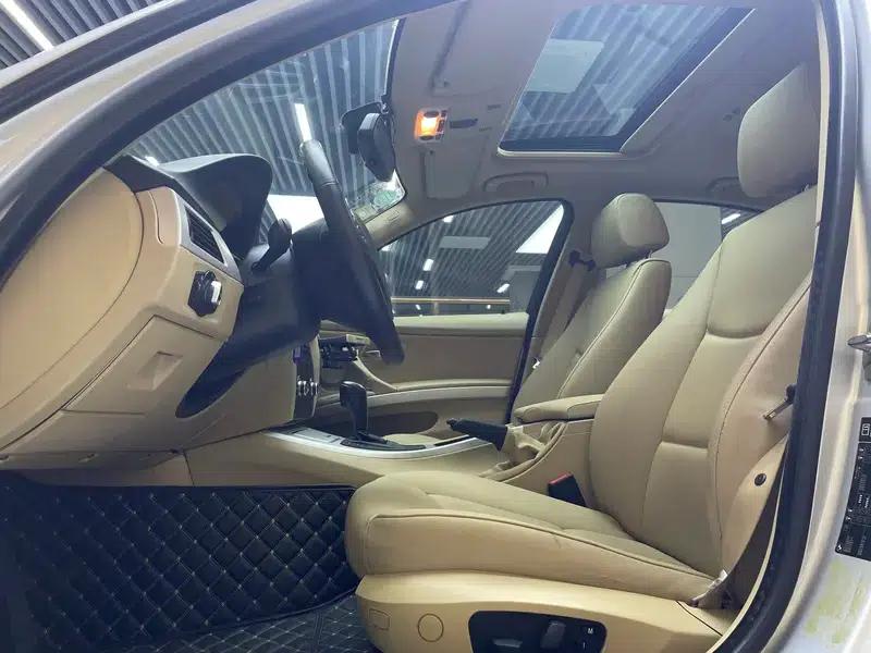 BMW 3 Series 2009 318i Leading Edition — миниатюра 21