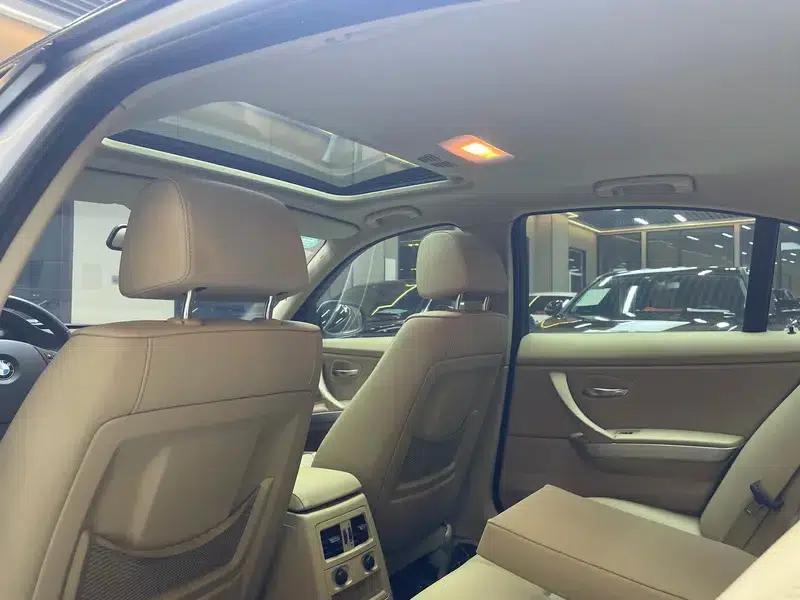 BMW 3 Series 2009 318i Leading Edition — миниатюра 28