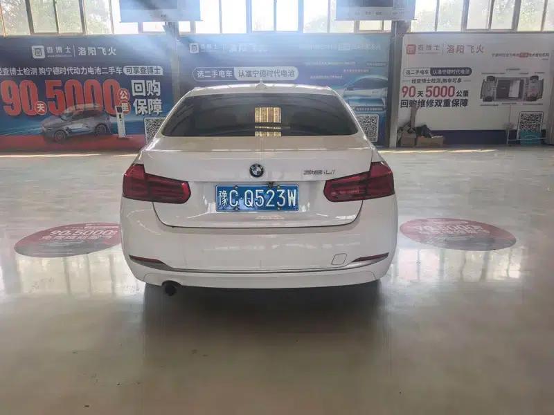 2016 BMW 3 Series 316Li Fashion Edition — миниатюра 5
