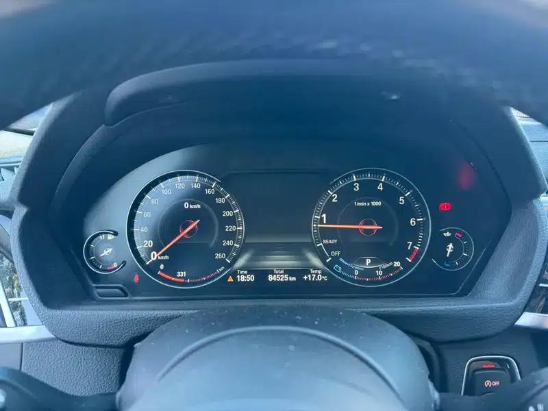 2019 BMW 3 Series 320Li M Sport Shadow Edition — миниатюра 10