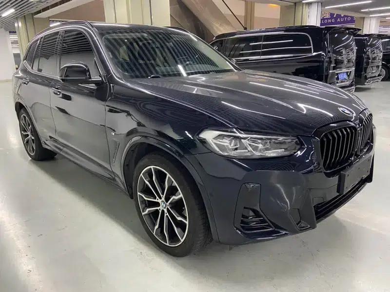 BMW X3 2023 xDrive30i Leading Edition M Sport Package — миниатюра 3