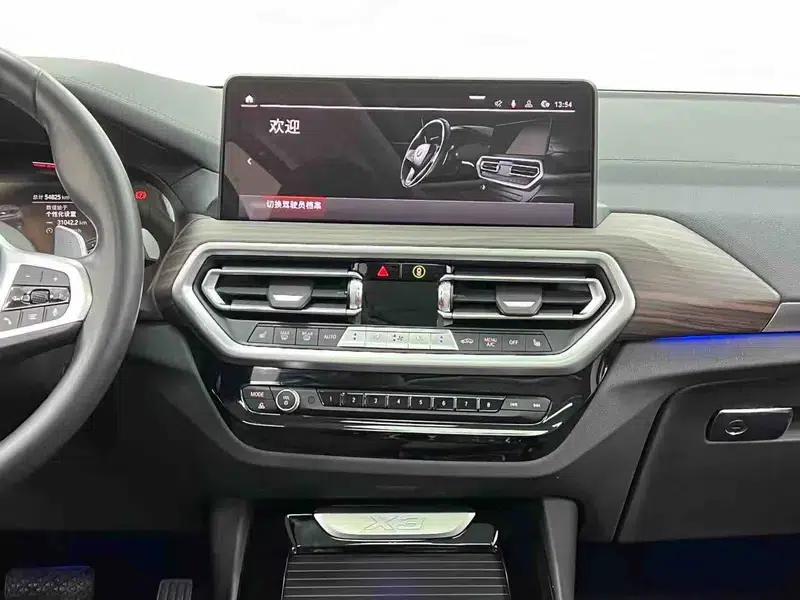 BMW X3 2022 xDrive30i Luxury M Sport Package — миниатюра 15
