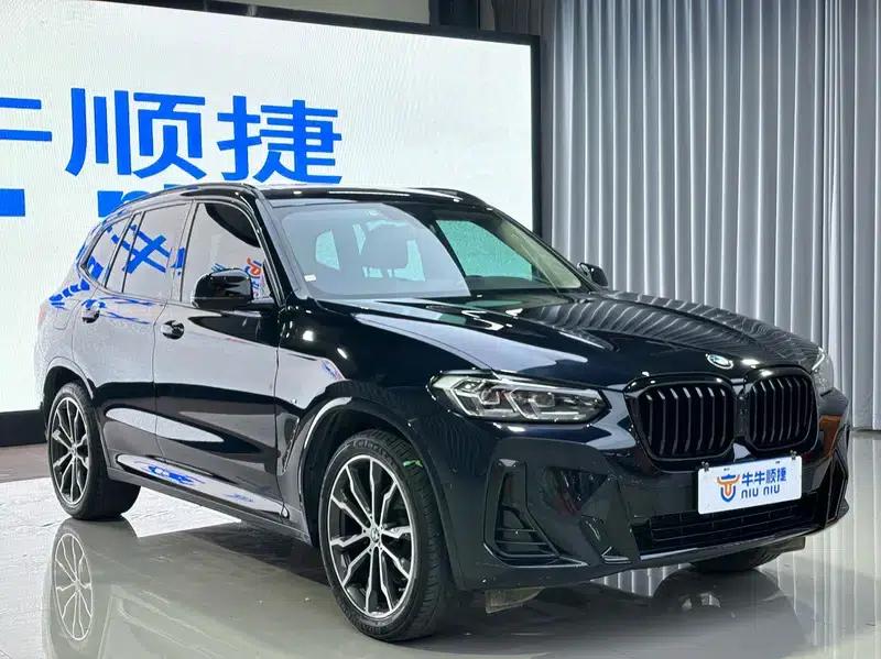 BMW X3 2023 xDrive30i Leading Edition M Sport Package — миниатюра 3