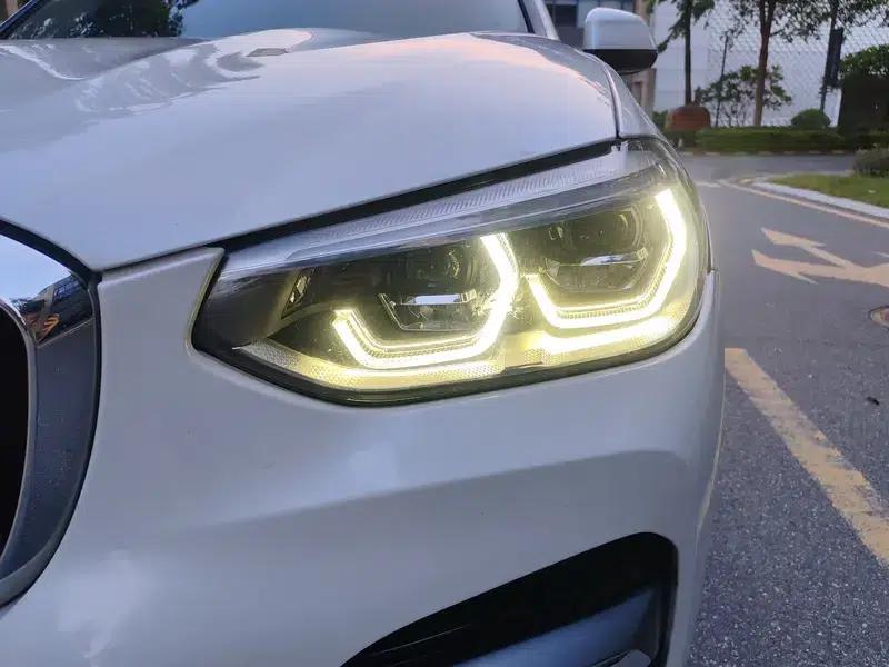 BMW X3 2019 xDrive28i Luxury Package — миниатюра 8