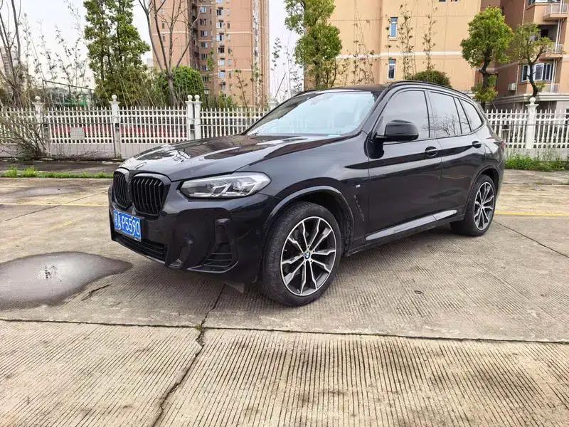 BMW X3 2023 xDrive30i Leading Edition M Sport Package — миниатюра 1