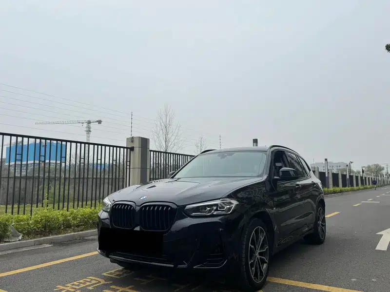 BMW X3 2022 xDrive30i Leading Edition M Sport Package — миниатюра 1
