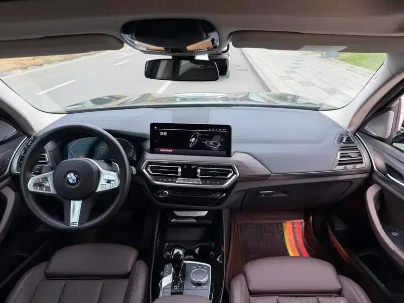 BMW X3 2022 xDrive30i Leading Edition M Sport Package — миниатюра 13