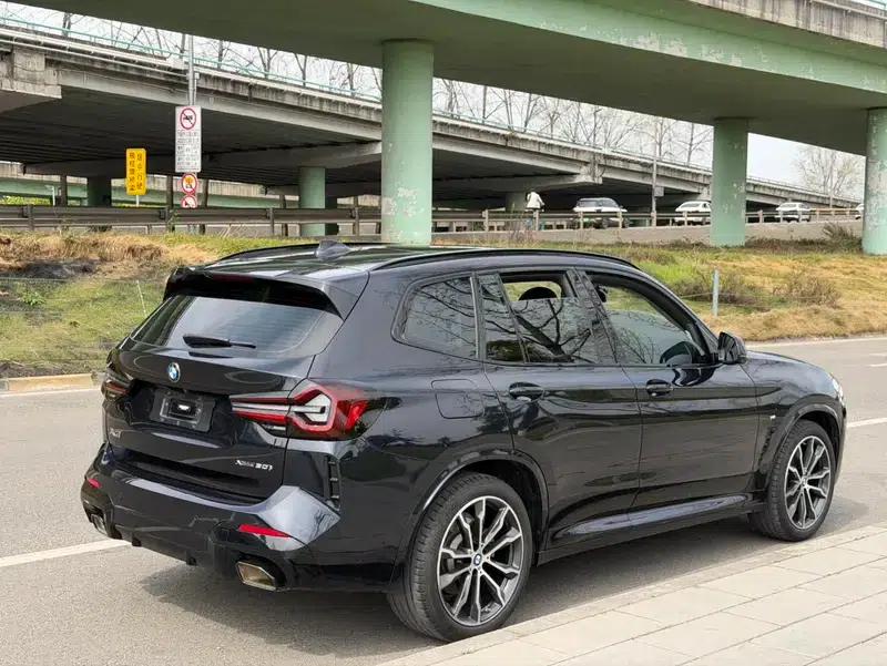 BMW X3 2022 xDrive30i Leading Edition M Sport Package — миниатюра 6
