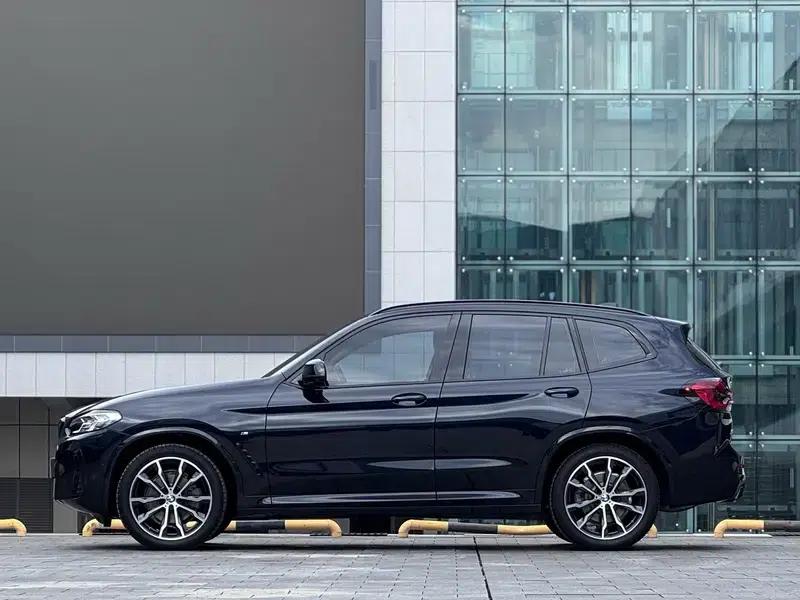 BMW X3 2022 Facelift xDrive30i Leading Edition M Sport Package — миниатюра 3