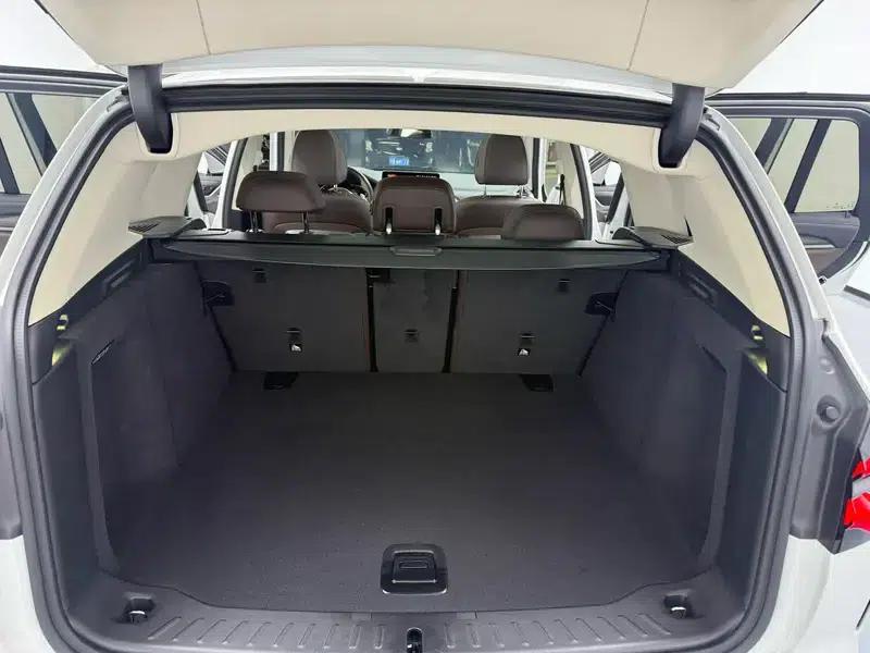 BMW X3 2022 xDrive30i Leading Edition M Sport Package — миниатюра 10
