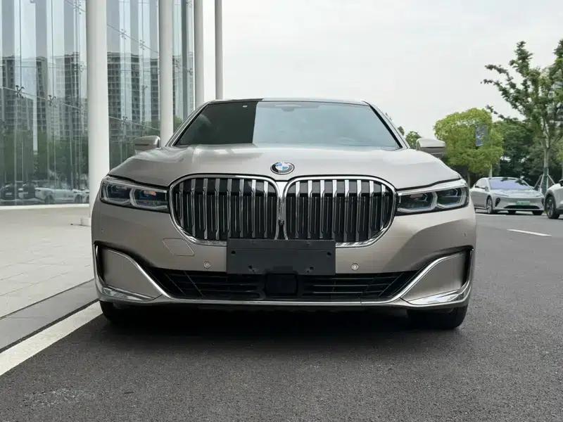 2019 BMW 7 Series 740Li xDrive Executive M Sport Package — миниатюра 2