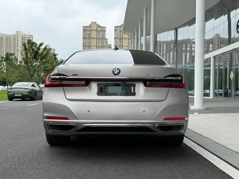 2019 BMW 7 Series 740Li xDrive Executive M Sport Package — миниатюра 6