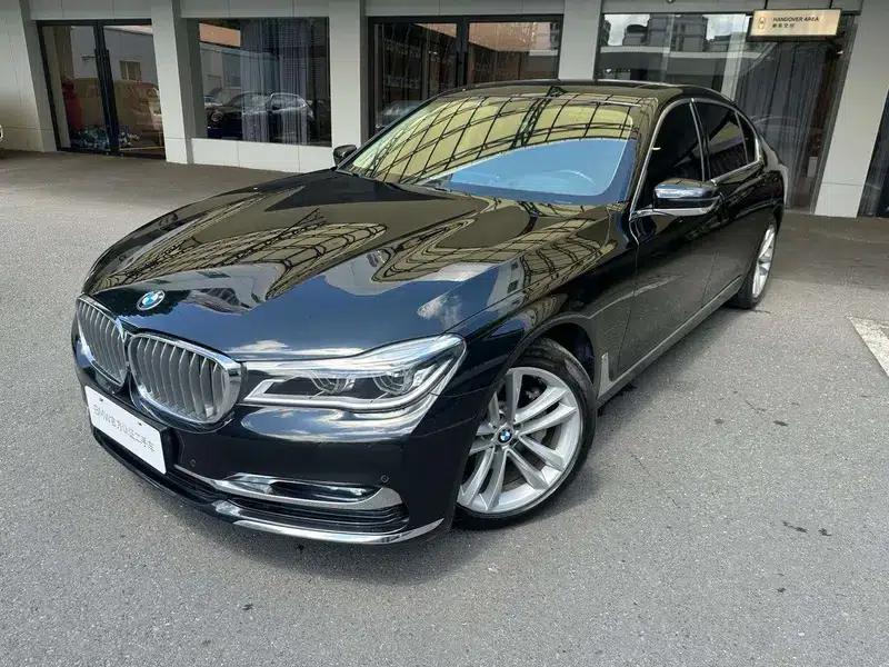 2018 BMW 7 Series 730Li Luxury Package — миниатюра 1
