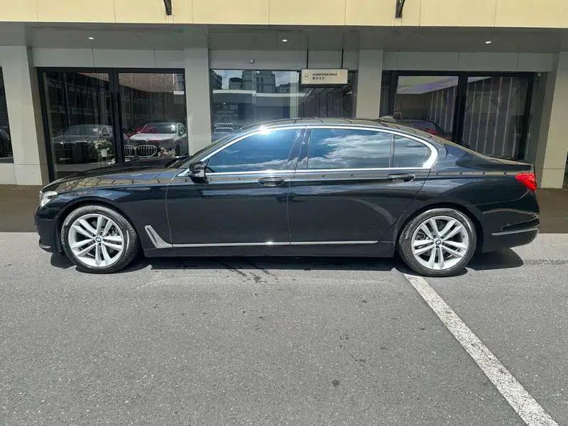 2018 BMW 7 Series 730Li Luxury Package — миниатюра 3