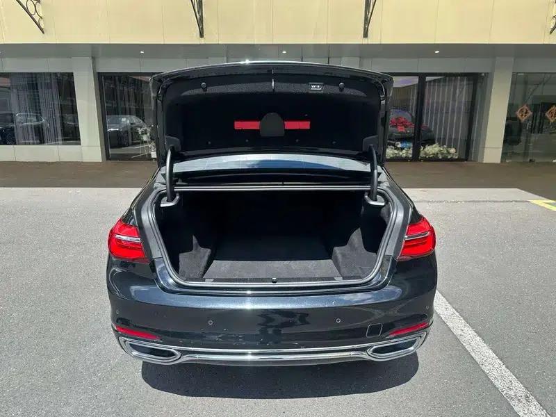 2018 BMW 7 Series 730Li Luxury Package — миниатюра 8