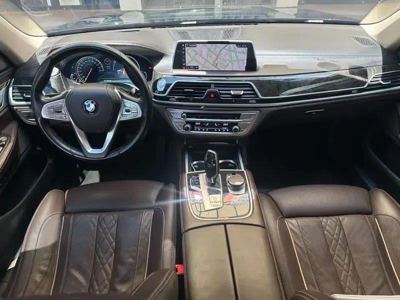 2018 BMW 7 Series 730Li Luxury Package — миниатюра 9