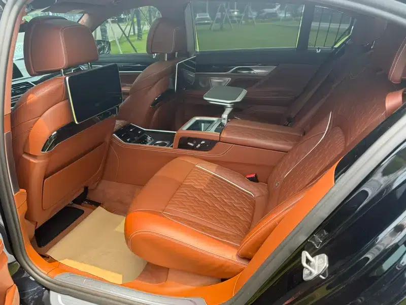 2021 BMW 7 Series 740Li xDrive Executive Luxury Package — миниатюра 13