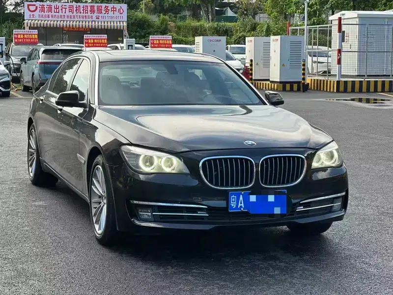 2013 BMW 7 Series 740Li Leading Edition — миниатюра 3