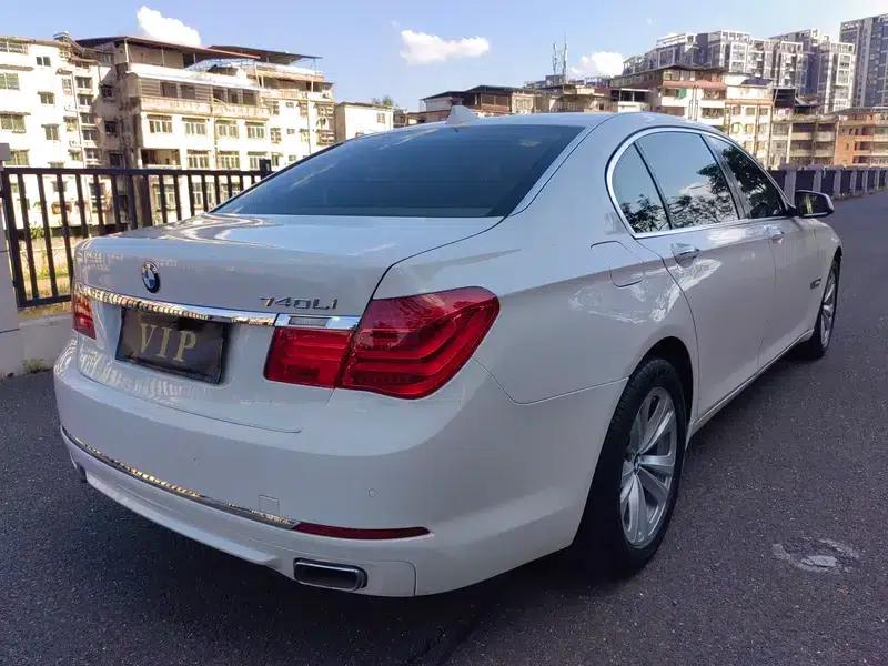 BMW 7 Series 2009 730Li Leading Edition — миниатюра 6