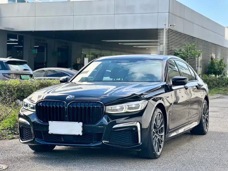 2019 BMW 7 Series 750Li xDrive V8 M Sport Package — миниатюра 1