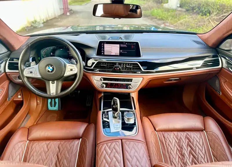 2019 BMW 7 Series 750Li xDrive V8 M Sport Package — миниатюра 8