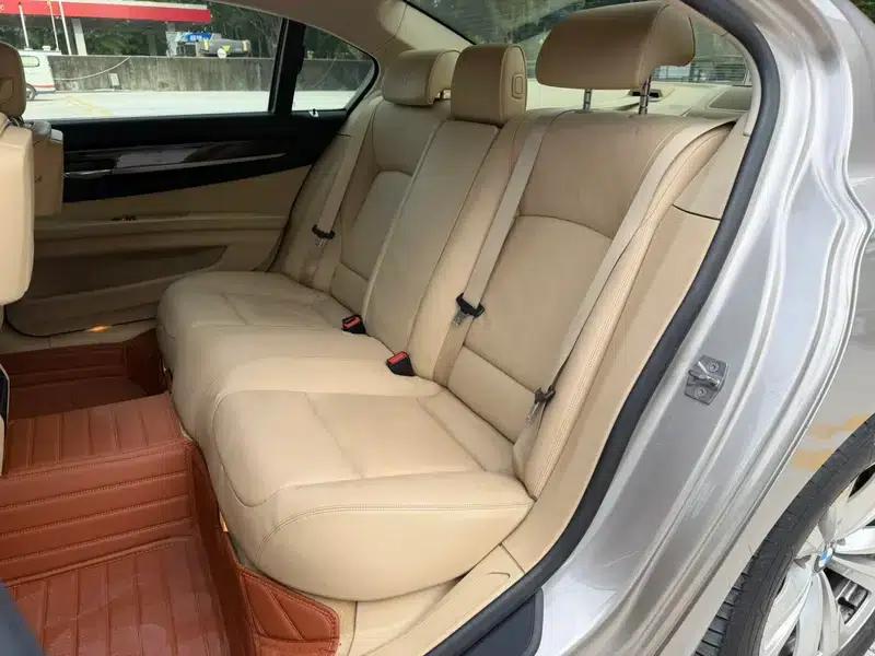 2011 BMW 7 Series 730Li Elegant Edition — миниатюра 19