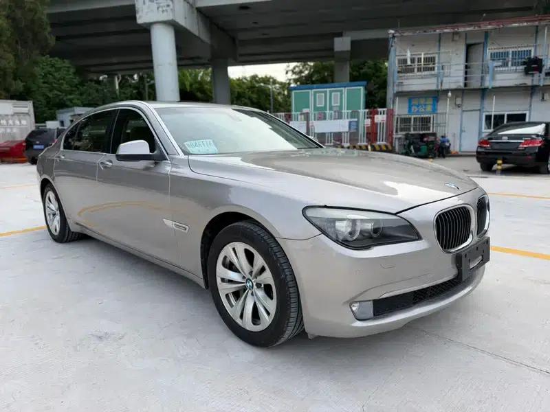 2011 BMW 7 Series 730Li Elegant Edition — миниатюра 3
