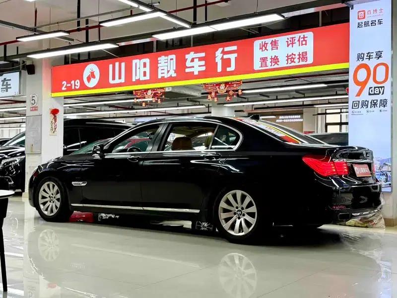 BMW 7 Series 2009 740Li Premium — миниатюра 3
