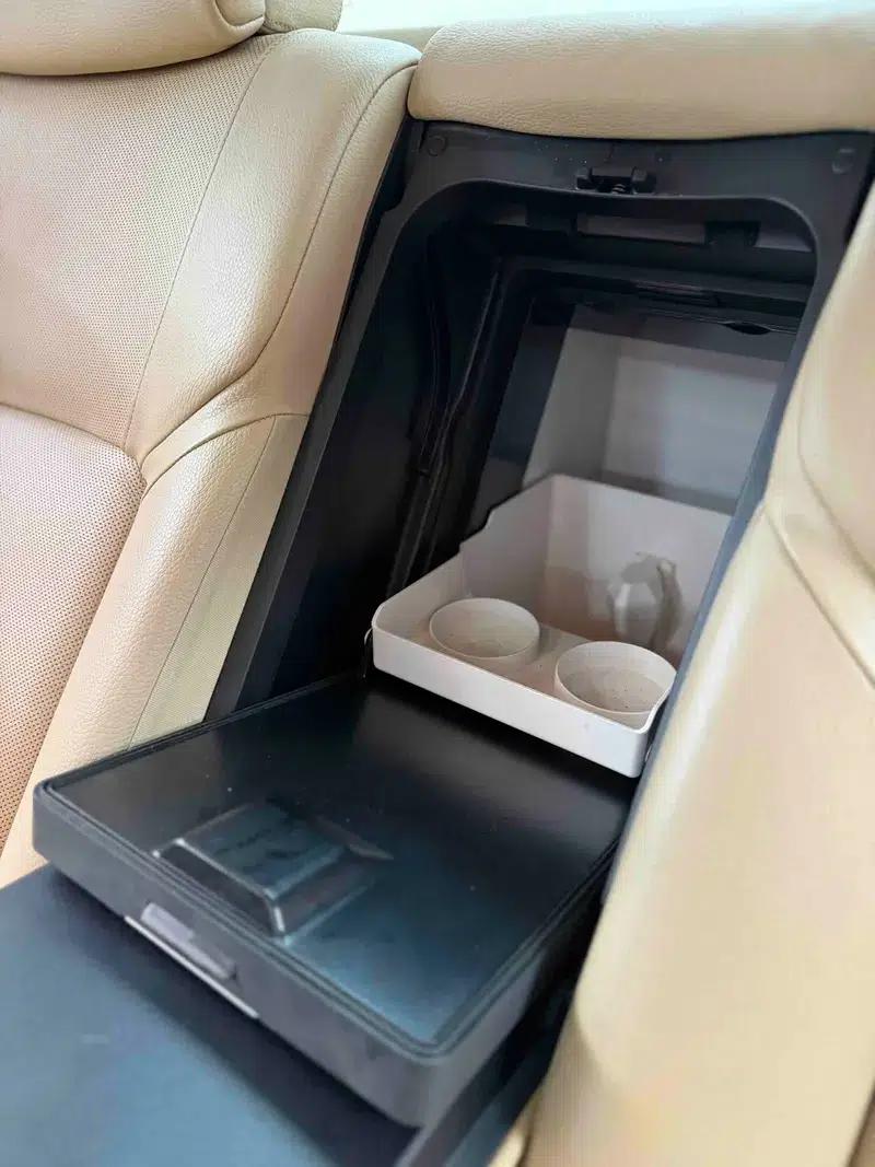 BMW 7 Series 2009 740Li Premium — миниатюра 5