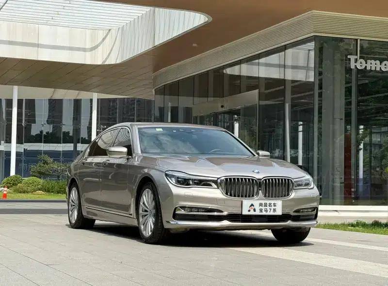 2017 BMW 7 Series 740Li xDrive Luxury — миниатюра 3