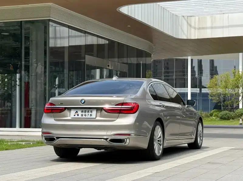 2017 BMW 7 Series 740Li xDrive Luxury — миниатюра 6