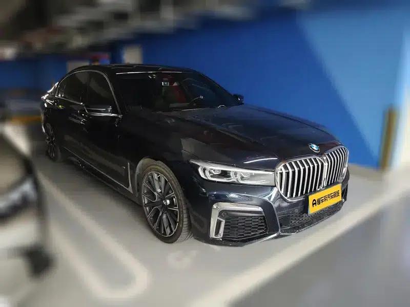 2019 BMW 7 Series Facelift 740Li Leading Edition M Sport Package — миниатюра 3