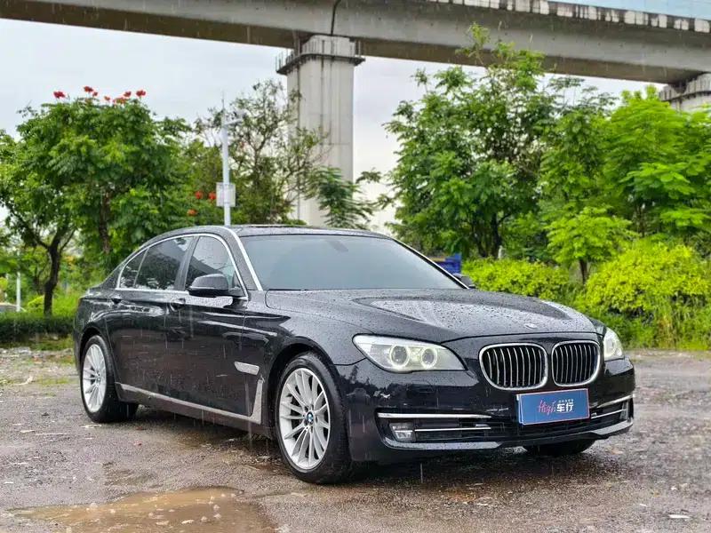 BMW 7 Series 2014 730Li Luxury Edition — миниатюра 3