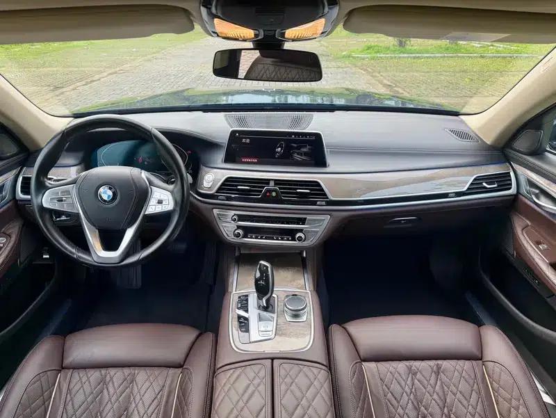 2019 BMW 7 Series 740Li Leading Luxury Package — миниатюра 13