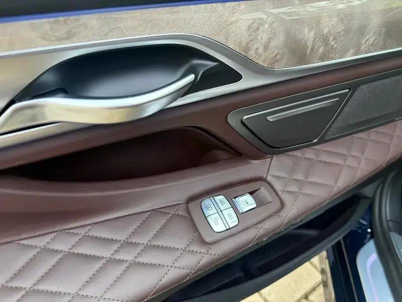 2019 BMW 7 Series 740Li Leading Luxury Package — миниатюра 21