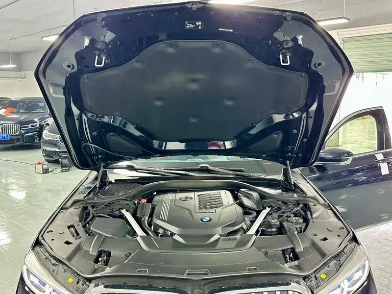 2019 BMW 7 Series 740Li xDrive Executive Luxury Package — миниатюра 8