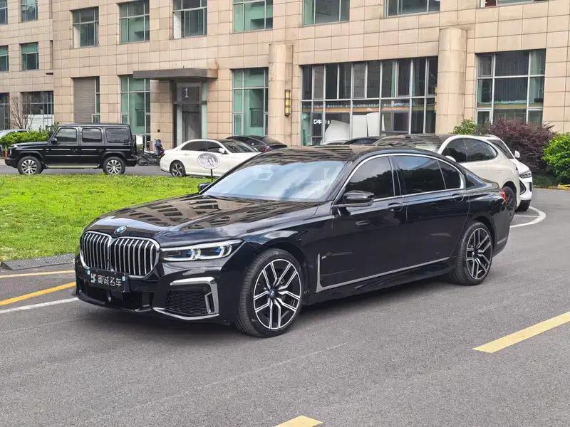 2021 BMW 7 Series 740Li xDrive Executive M Sport Package — миниатюра 1