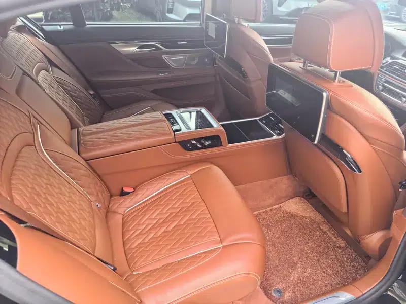 2021 BMW 7 Series 740Li xDrive Executive M Sport Package — миниатюра 13