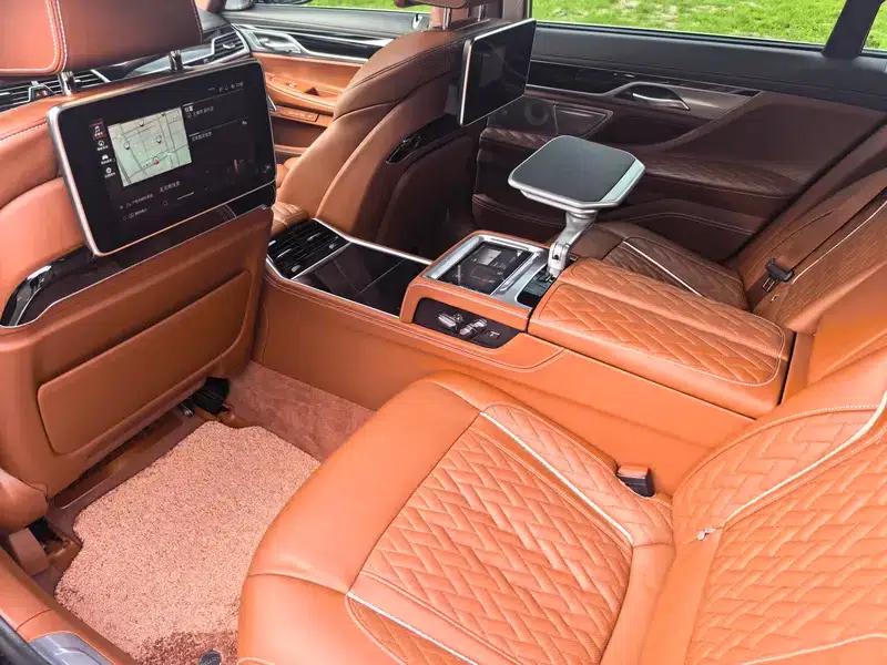 2021 BMW 7 Series 740Li xDrive Executive M Sport Package — миниатюра 16