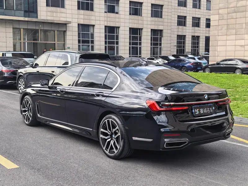 2021 BMW 7 Series 740Li xDrive Executive M Sport Package — миниатюра 3