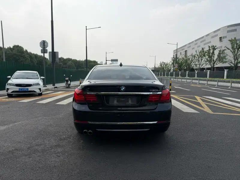 BMW 7 Series 2013 730Li Leading Edition — миниатюра 4
