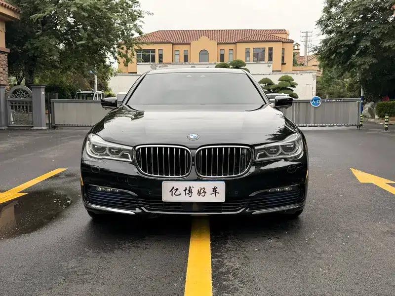 2016 BMW 7 Series 740Li Leading Edition — миниатюра 2