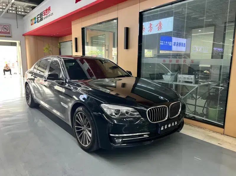 BMW 7 Series 2014 730Li Luxury Edition — миниатюра 3