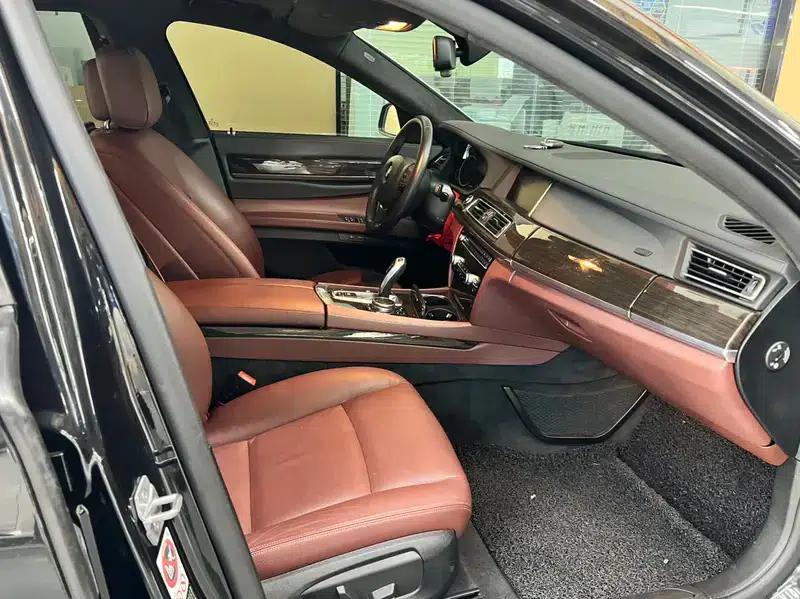 BMW 7 Series 2014 730Li Luxury Edition — миниатюра 10