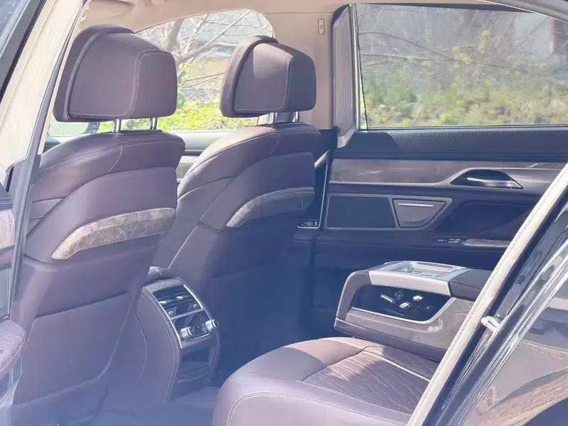 2019 BMW 7 Series 740Li Leading Luxury Package — миниатюра 8