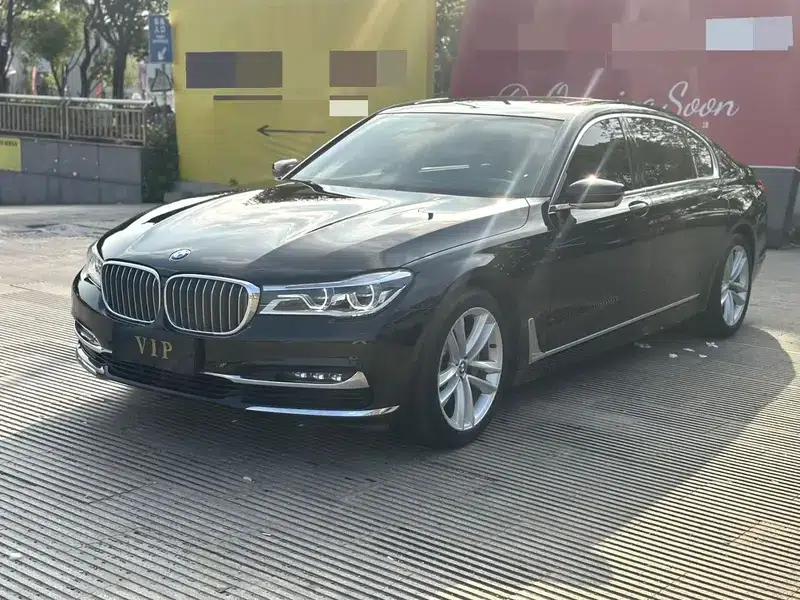2018 BMW 7 Series 730Li Luxury Package — миниатюра 1