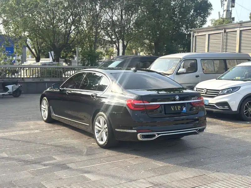 2018 BMW 7 Series 730Li Luxury Package — миниатюра 4