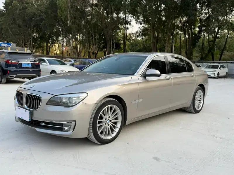 BMW 7 Series 2014 730Li Luxury Edition — миниатюра 1