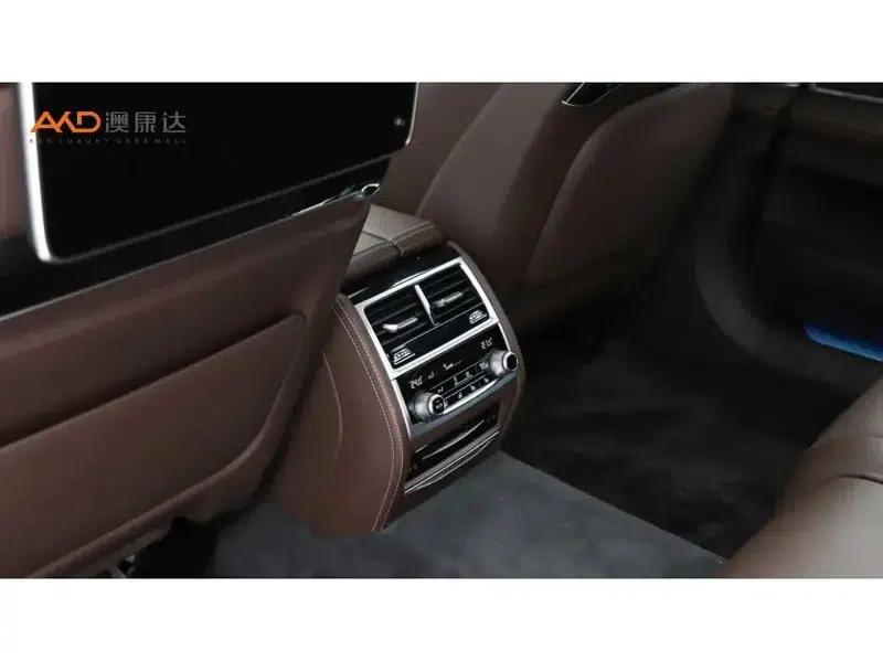 2019 BMW 7 Series 740Li Luxury M Sport Package — миниатюра 5
