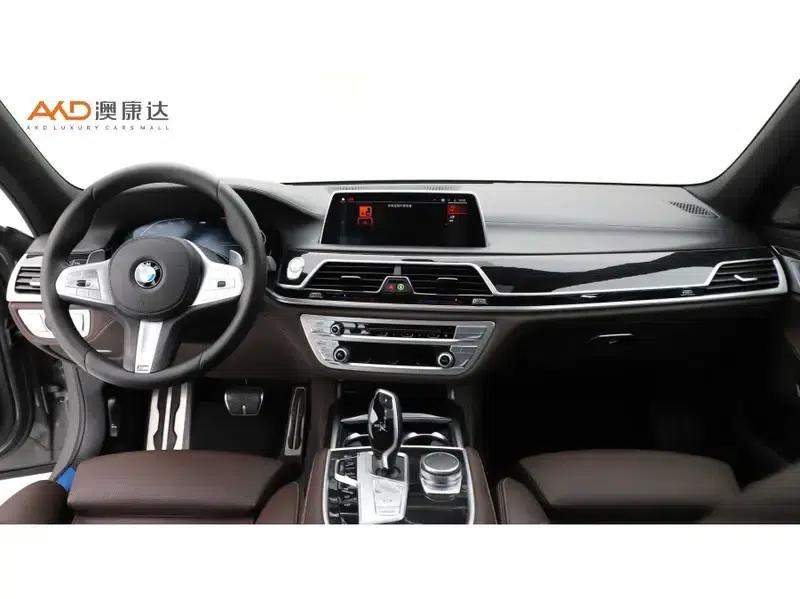 2019 BMW 7 Series 740Li Luxury M Sport Package — миниатюра 6